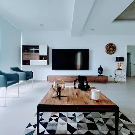 Elegante Y Moderna Miami أذيخي