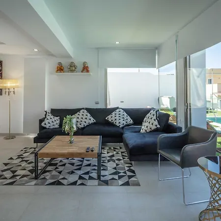 Elegante Y Moderna Miami * アデヘ